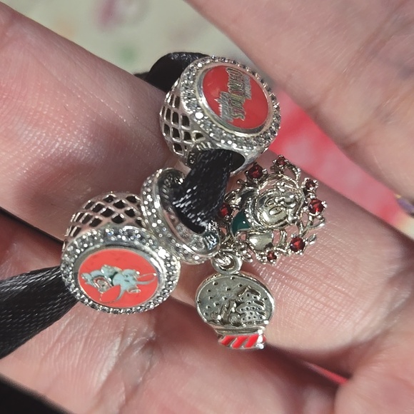 Mickey Mouse Holiday Charm Set by Pandora – Disney Parks - Picture 4 of 4